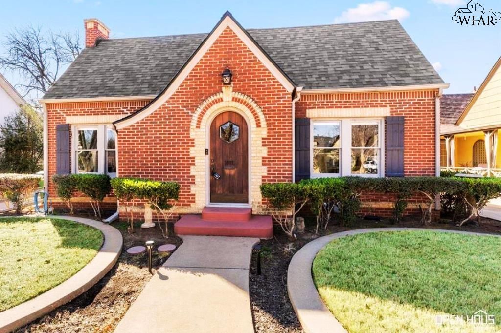 1821 SPEEDWAY AVENUE, Wichita Falls, TX 76301