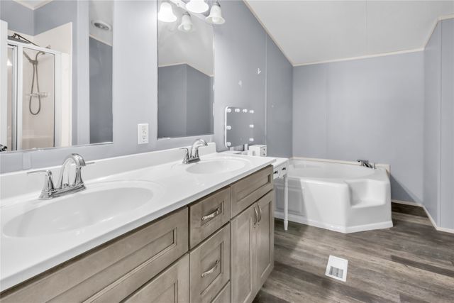 609 Haughton Trace Court, Haughton, LA 71037