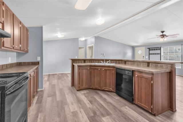 609 Haughton Trace Court, Haughton, LA 71037