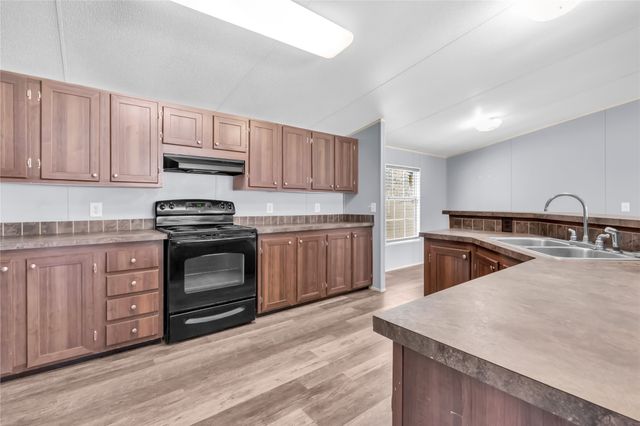 609 Haughton Trace Court, Haughton, LA 71037