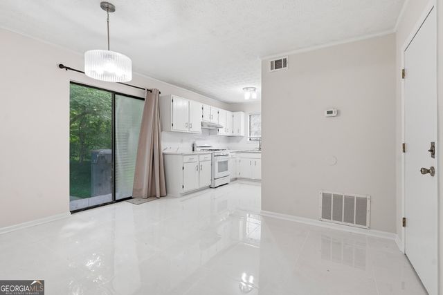 537 Fire Fly Drive, Tucker, GA 30084