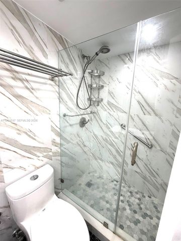 1150 Collins Ave 301, Miami Beach, FL 33139