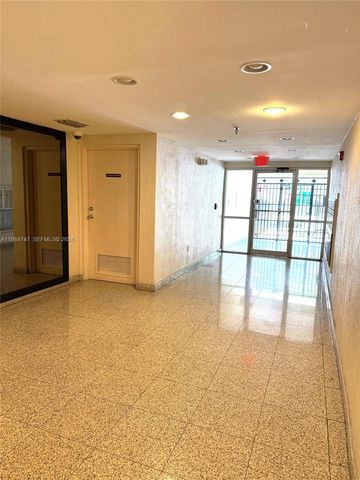 1150 Collins Ave 301, Miami Beach, FL 33139