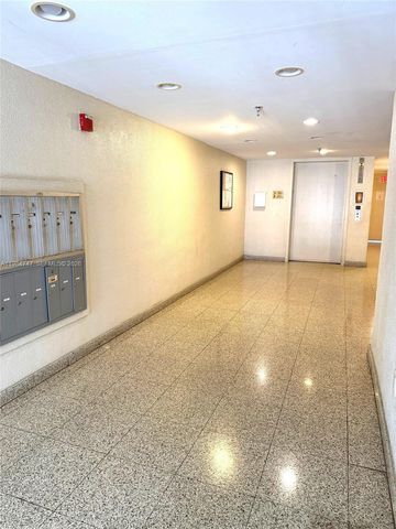 1150 Collins Ave 301, Miami Beach, FL 33139