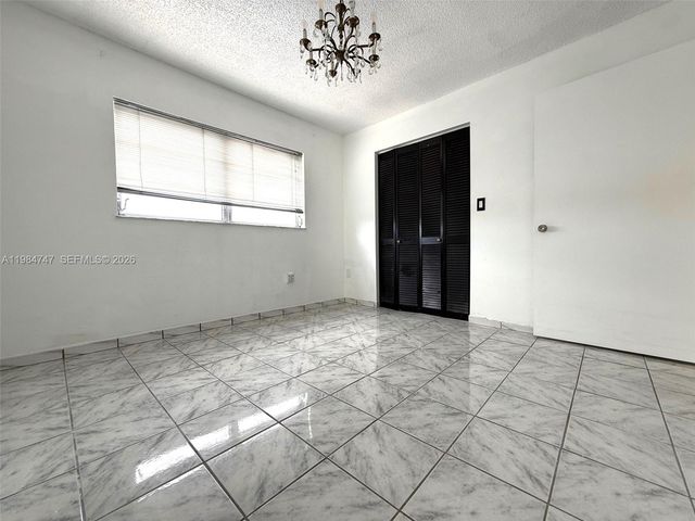 1150 Collins Ave 301, Miami Beach, FL 33139