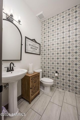 7736 Celestial Street, Las Cruces, NM 88012