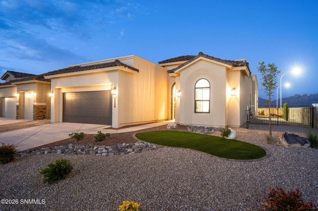 7736 Celestial Street, Las Cruces, NM 88012