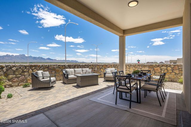 7736 Celestial Street, Las Cruces, NM 88012