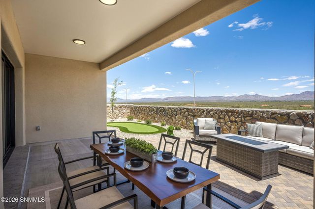 7736 Celestial Street, Las Cruces, NM 88012