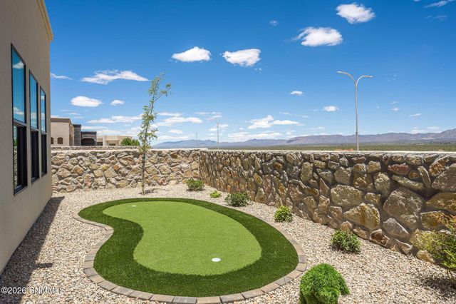 7736 Celestial Street, Las Cruces, NM 88012