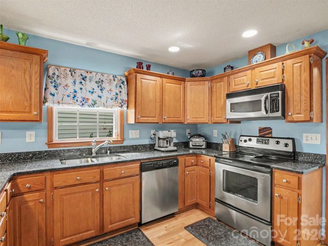 290 Deal Estate Drive, China Grove, NC 28023