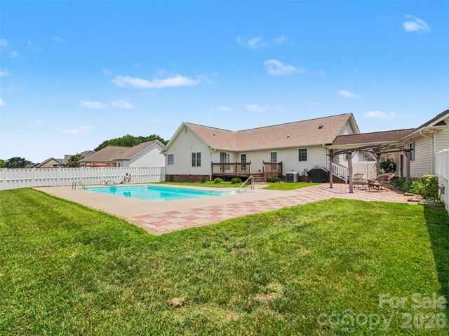 290 Deal Estate Drive, China Grove, NC 28023