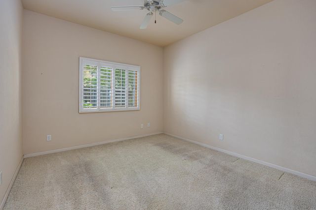 5222 Silver Peak Ln, Rocklin, CA 95765