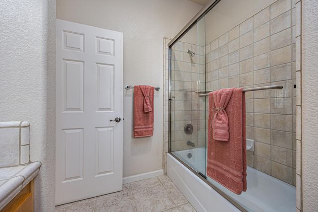 5222 Silver Peak Ln, Rocklin, CA 95765