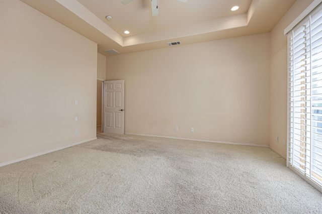 5222 Silver Peak Ln, Rocklin, CA 95765