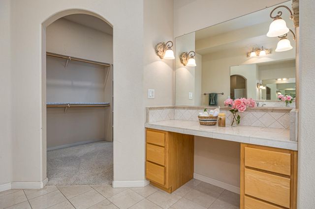 5222 Silver Peak Ln, Rocklin, CA 95765