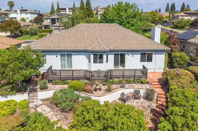 5222 Silver Peak Ln, Rocklin, CA 95765
