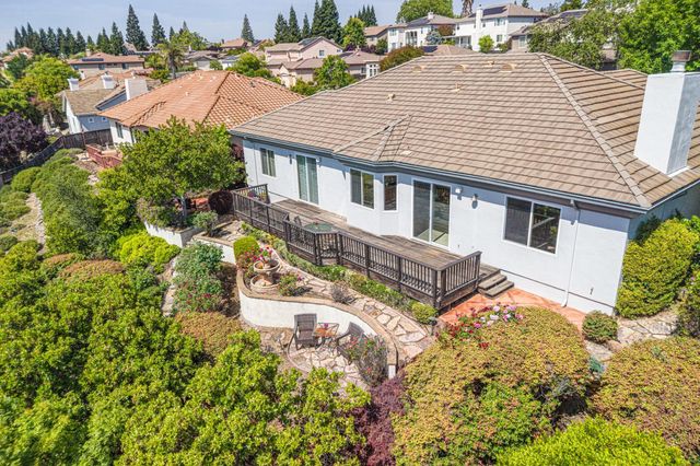 5222 Silver Peak Ln, Rocklin, CA 95765