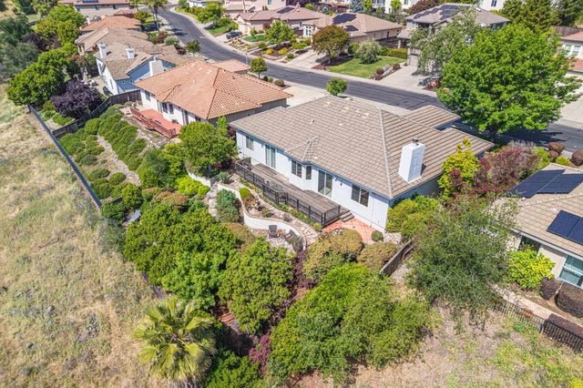 5222 Silver Peak Ln, Rocklin, CA 95765