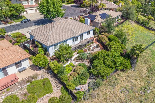 5222 Silver Peak Ln, Rocklin, CA 95765