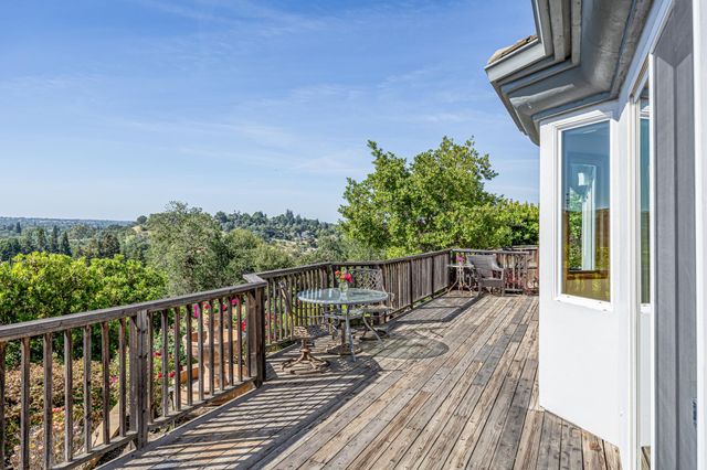 5222 Silver Peak Ln, Rocklin, CA 95765