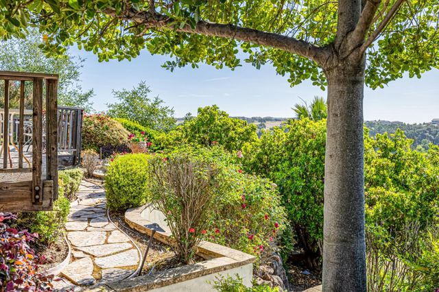 5222 Silver Peak Ln, Rocklin, CA 95765