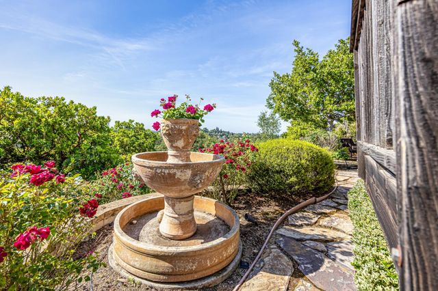 5222 Silver Peak Ln, Rocklin, CA 95765