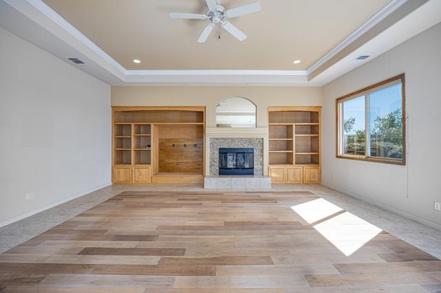 5222 Silver Peak Ln, Rocklin, CA 95765
