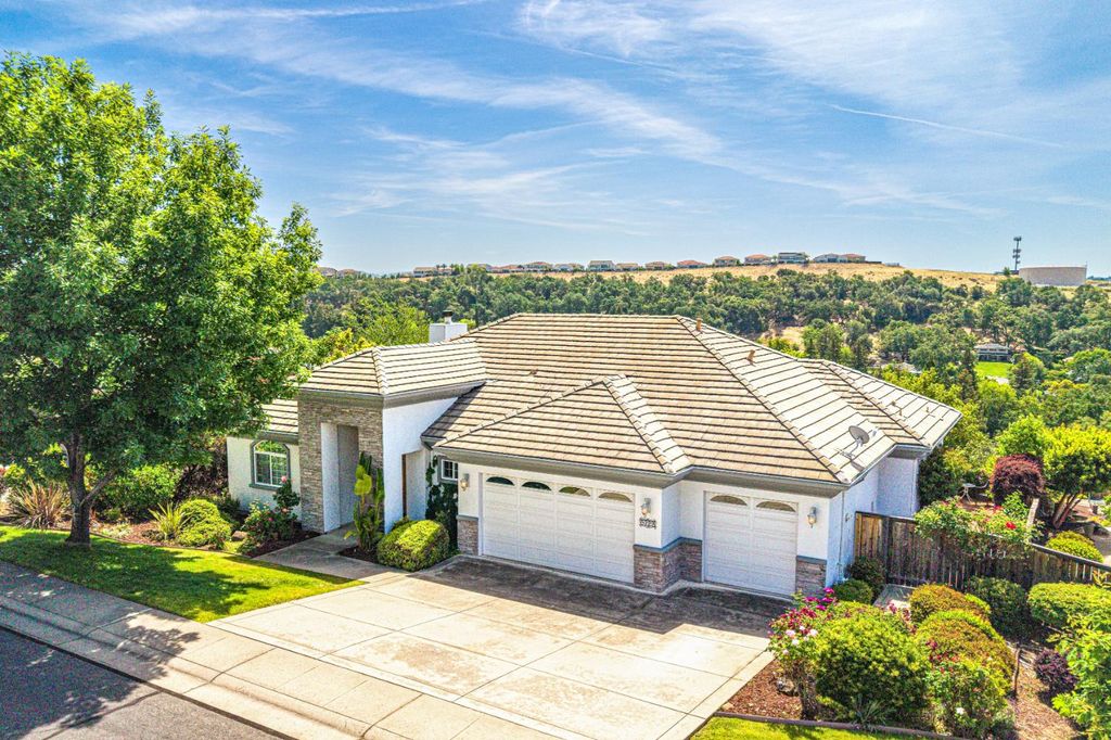 5222 Silver Peak Ln, Rocklin, CA 95765