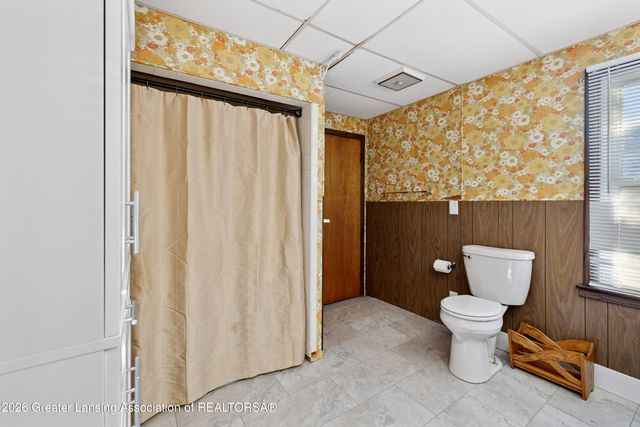 4615 Tolland Avenue, Holt, MI 48842