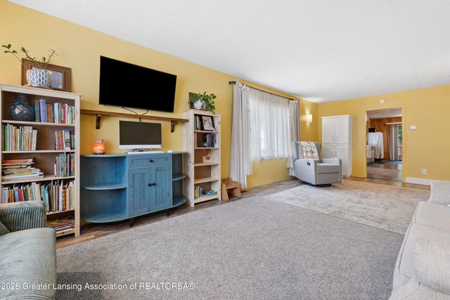 4615 Tolland Avenue, Holt, MI 48842