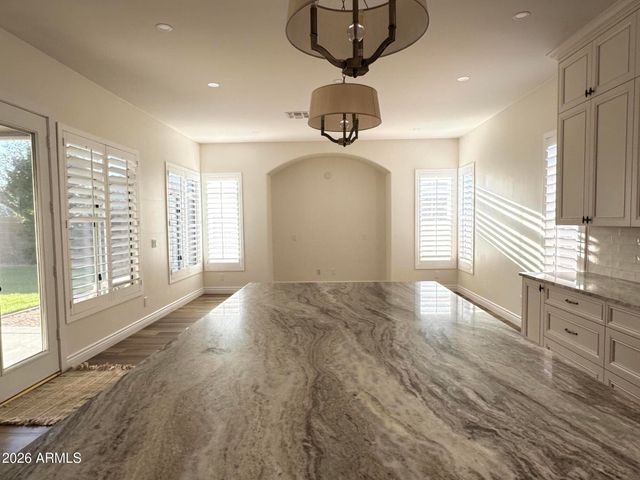 22366 N 68TH Drive, Glendale, AZ 85310