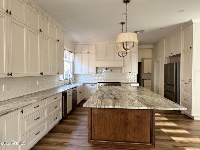 22366 N 68TH Drive, Glendale, AZ 85310