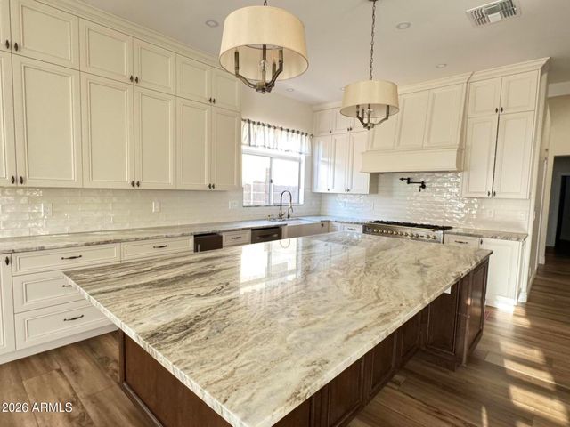 22366 N 68TH Drive, Glendale, AZ 85310