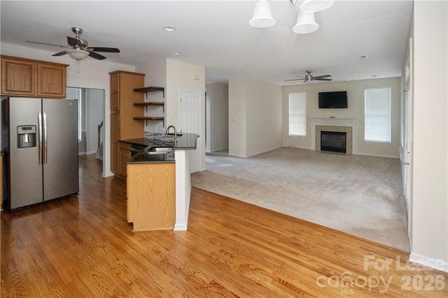 8230 Glamorgan Lane, Matthews, NC 28104