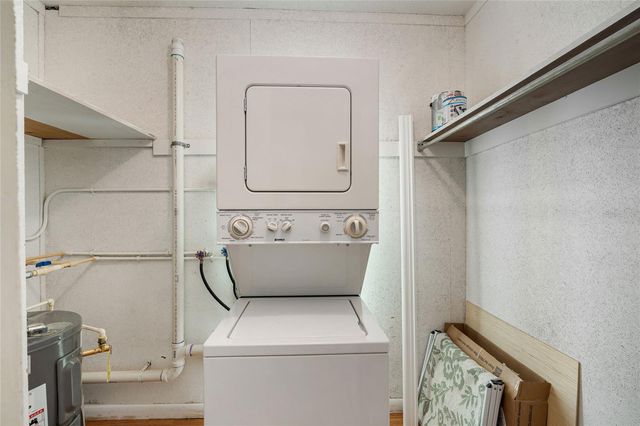 5972 HIBISCUS DRIVE 207, Bradenton, FL 34207