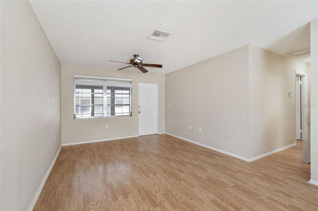 5972 HIBISCUS DRIVE 207, Bradenton, FL 34207