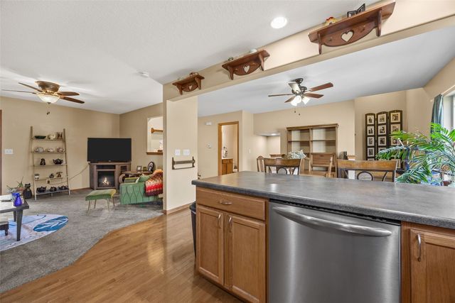 187 Alydar Drive, North Liberty, IA 52317