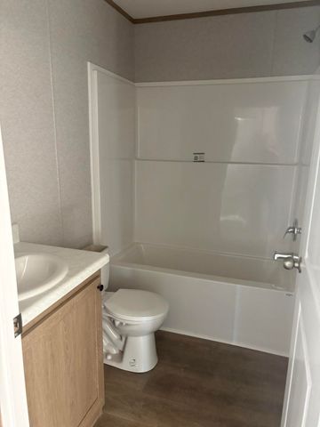 19033 NW 262nd Street, Okeechobee, FL 34972