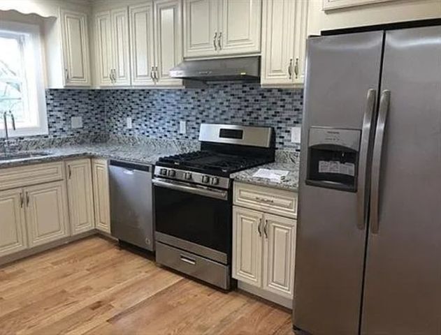 553 Washington St 3, Quincy, MA 02169