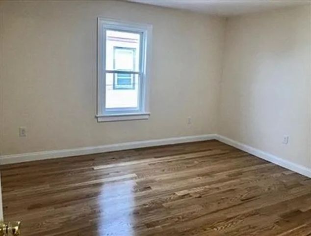 553 Washington St 3, Quincy, MA 02169