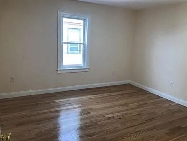 553 Washington St 3, Quincy, MA 02169