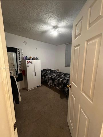 711 SW 111th Way 202, Pembroke Pines, FL 33025