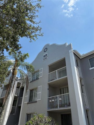 711 SW 111th Way 202, Pembroke Pines, FL 33025