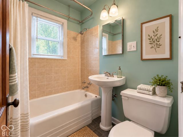 1111 Fairfax Street, Anderson, IN 46012