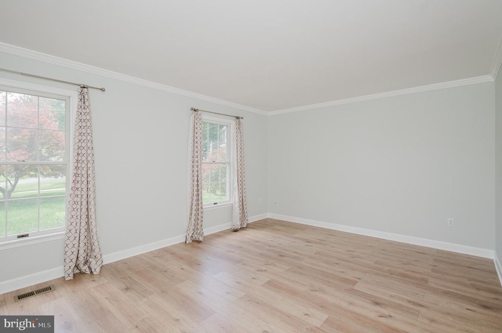 Image 15 of property listing at 12221 ROHAN CT, Owings Mills, MD 21117