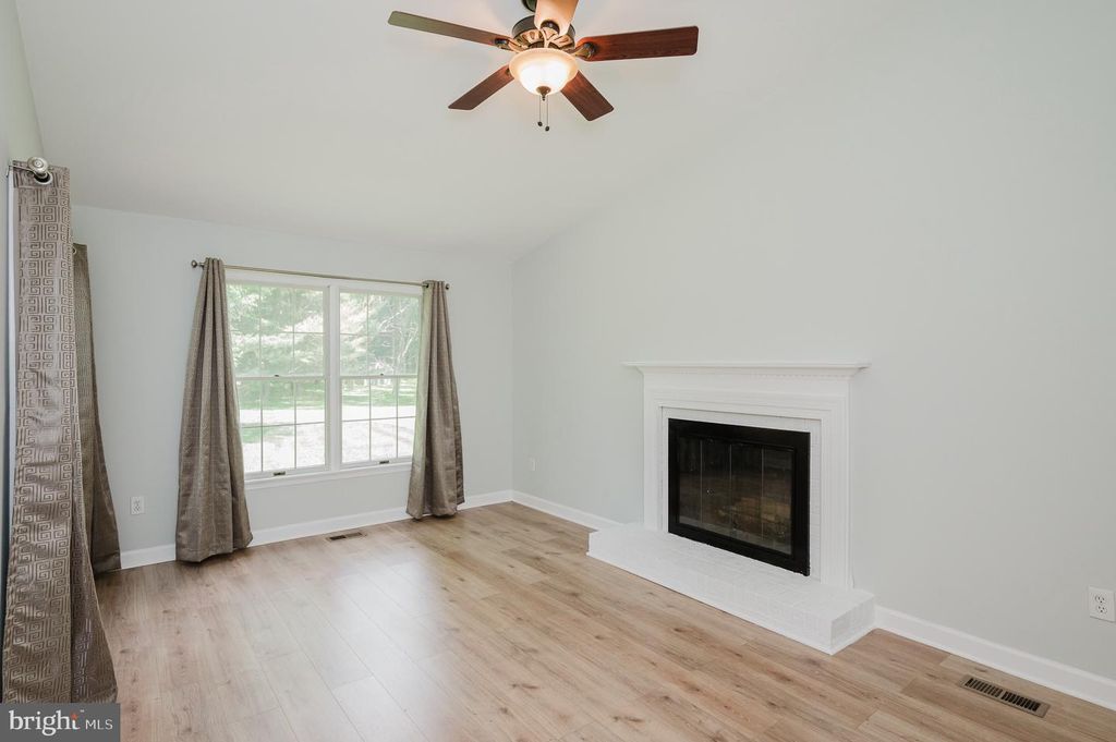Image 21 of property listing at 12221 ROHAN CT, Owings Mills, MD 21117