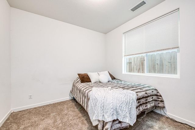 4177 Beverly Avenue, Clovis, CA 93619