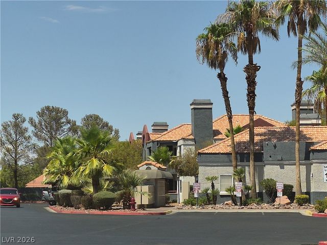 8600 West Charleston Boulevard 2094, Las Vegas, NV 89117