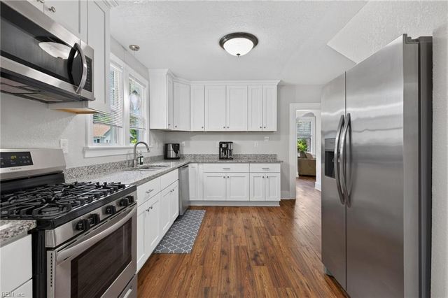 87 Farragut ST, Portsmouth, VA 23702